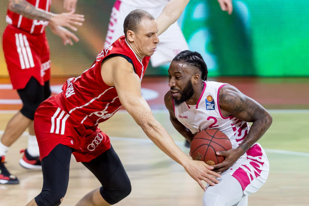 他抓住机会 他抓住机会