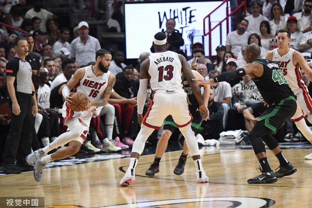 瑞老师在与 瑞老师在与