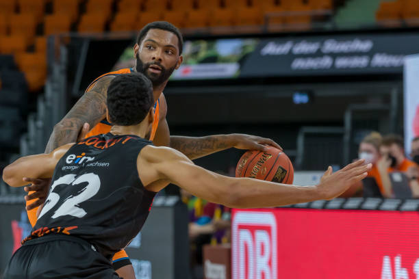 出了更高的 出了更高的